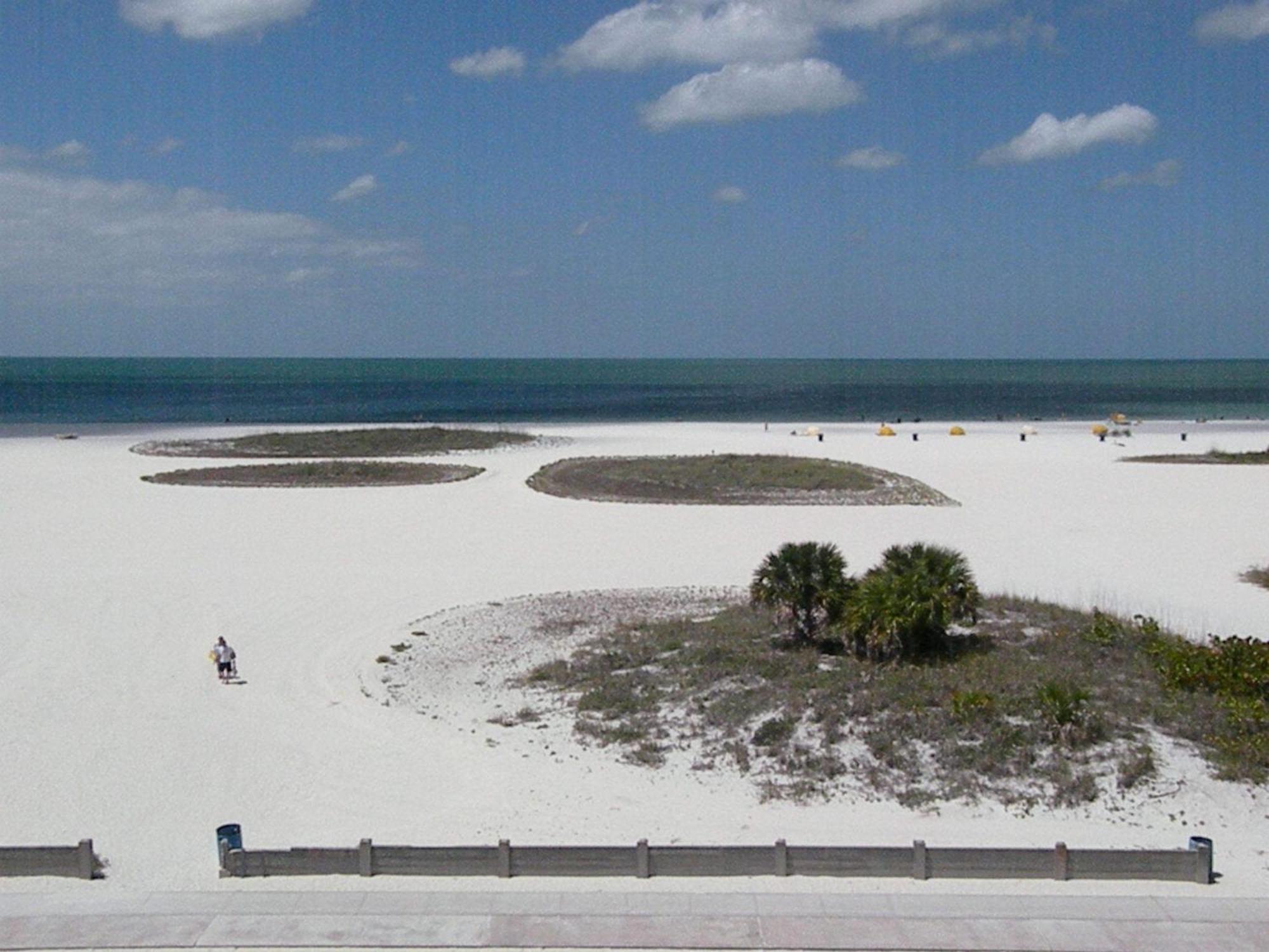 Surf Beach Treasure Island Resort St. Pete Beach Εξωτερικό φωτογραφία